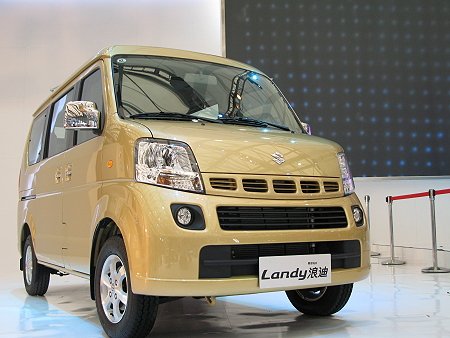 上海车展新车-昌河铃木浪迪suzuki landy下月内地发售!