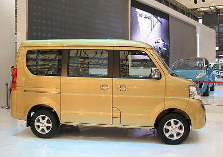 上海车展新车-昌河铃木浪迪suzuki landy下月内地发售!